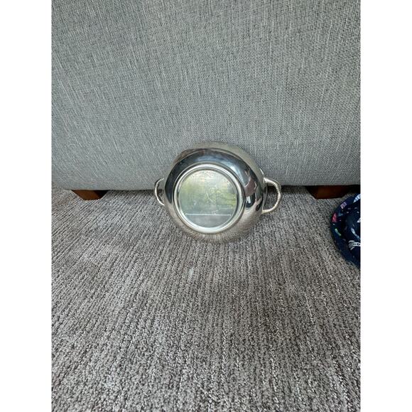 Sheffield silverplated chafing dish with 1.5 quart Pyrex bowl. - Picture 12 of 15